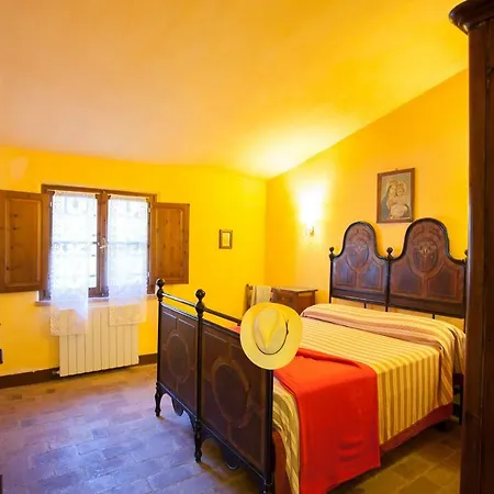 Agriturismo Il Gheppio Farm stay *